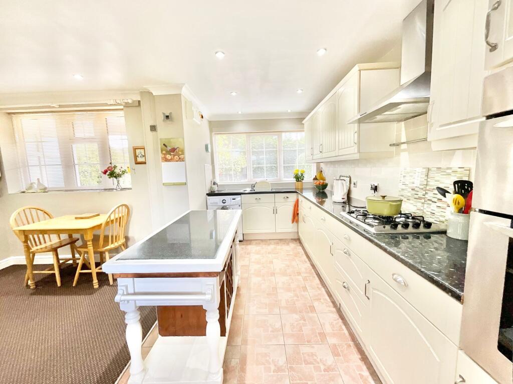 Willow Close, Tean, ST10 - View 6