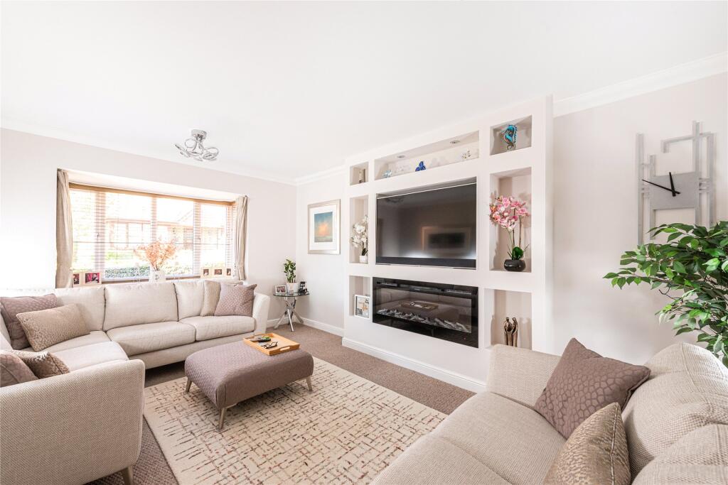 Hugh Parke Close, Loughton, Milton Keynes, Buckinghamshire, MK5 photo 2