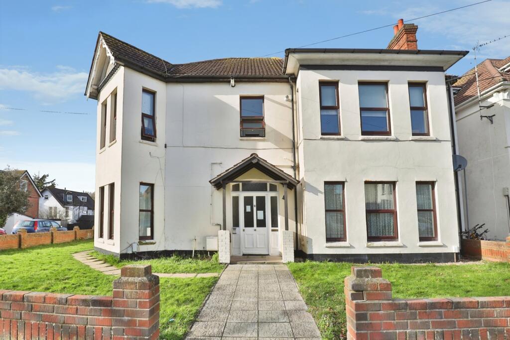 Main image of property: Gordon Road, Bournemouth, Dorset, BH1