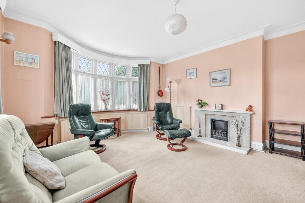 House in Brentford, Spring Grove - View 4