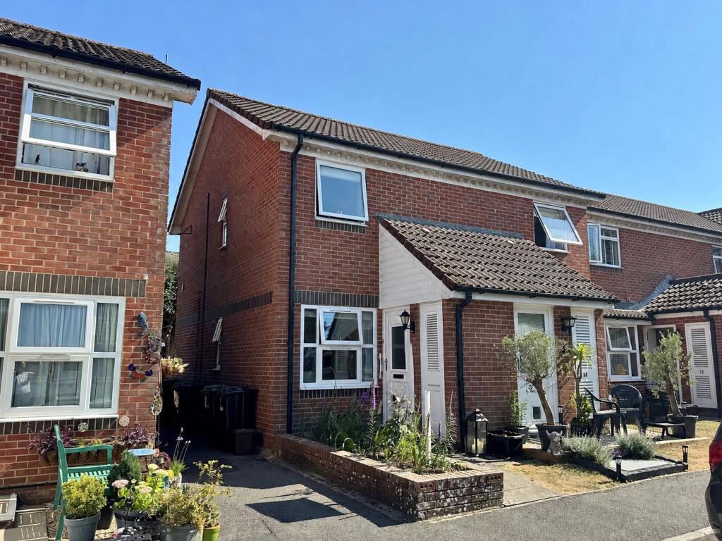 Main image of property: Floriston Gardens, Ashley, New Milton, Hampshire, BH25