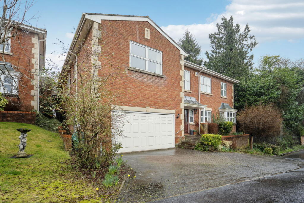 Main image of property: Goosefields, Rickmansworth, WD3