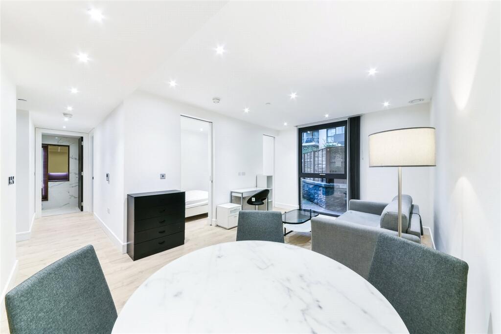 Apartment in London - View 3