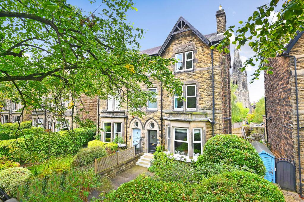 7-bed house on Franklin Road, Harrogate, HG1, £675,000