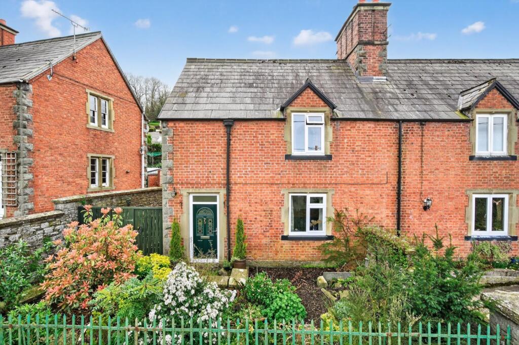 Main image of property: The Pentre, Leighton, Welshpool