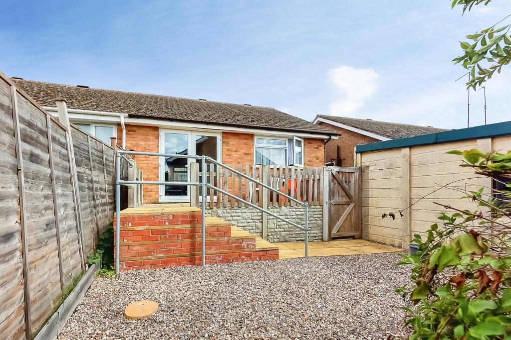 House in Northampton - View 2