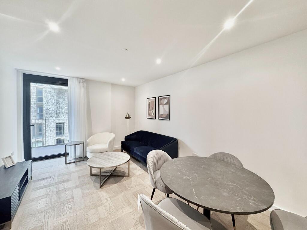 Main image of property: Boxwood Gardens, London Dock, Wrapping, E1W