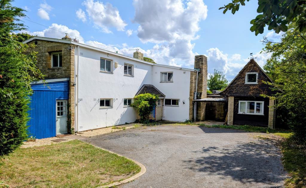 4-bed detached on Wootton, Oxfordshire, OX20, £1,000,000