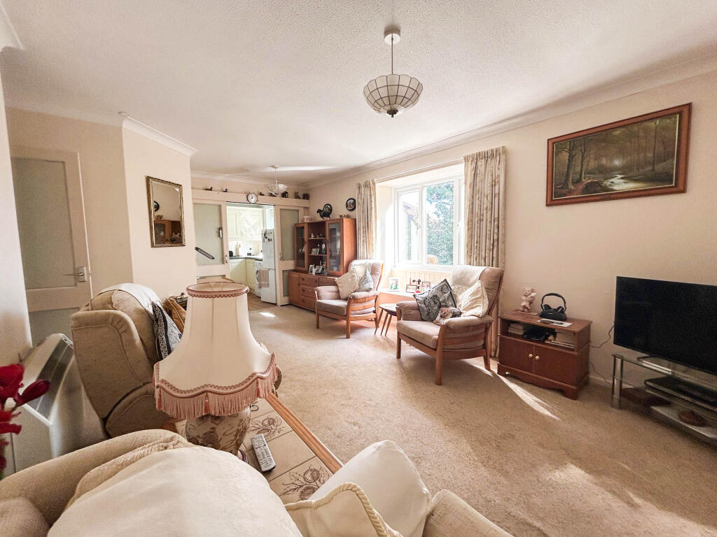 Gilwynes Court, Aldwick Felds - View 2