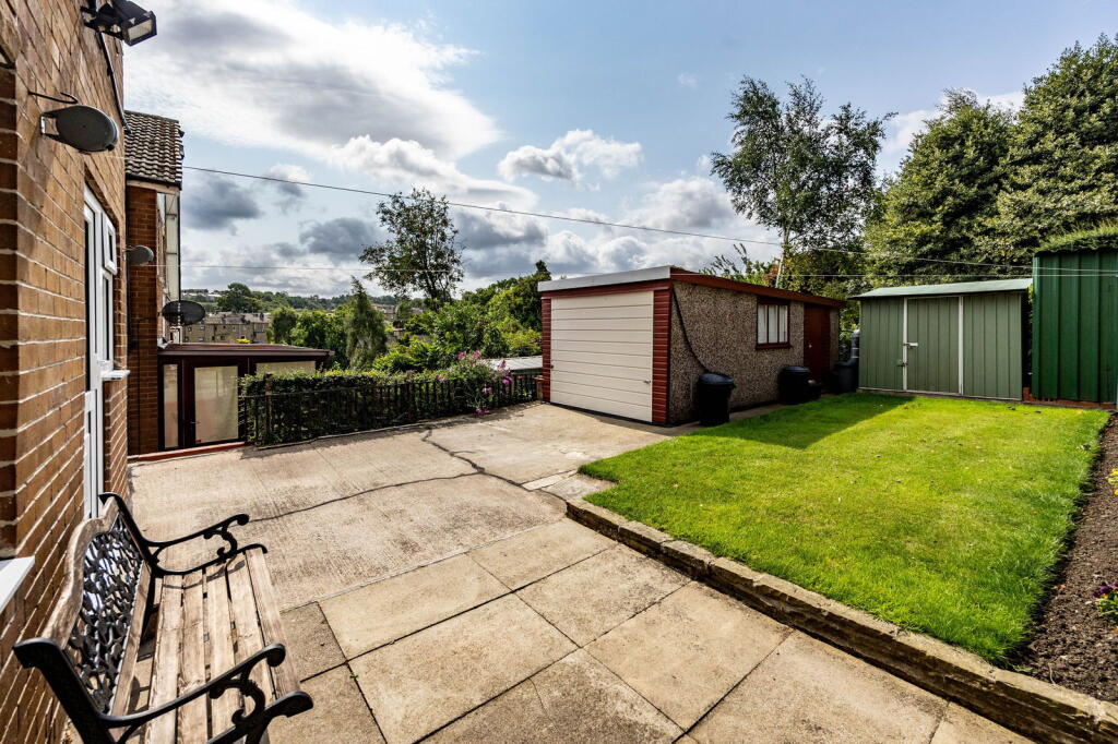Castlefields Road, Brighouse, HD6 photo 2