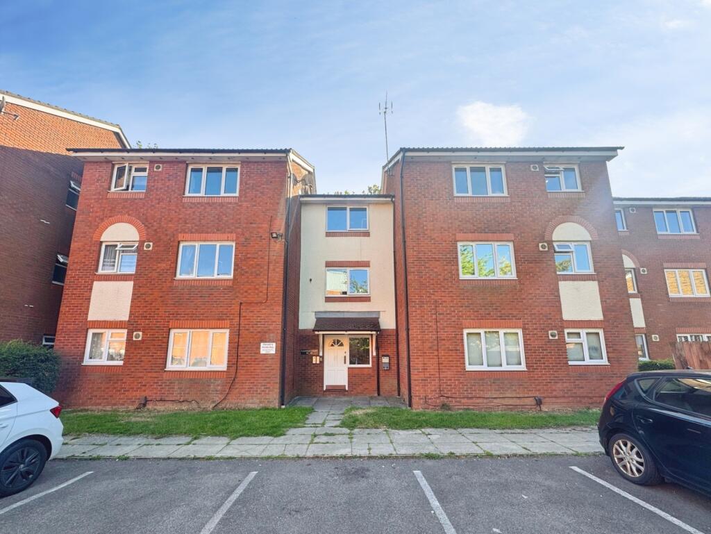 Main image of property: Flaxfield Court, Basingstoke, Hampshire, RG21