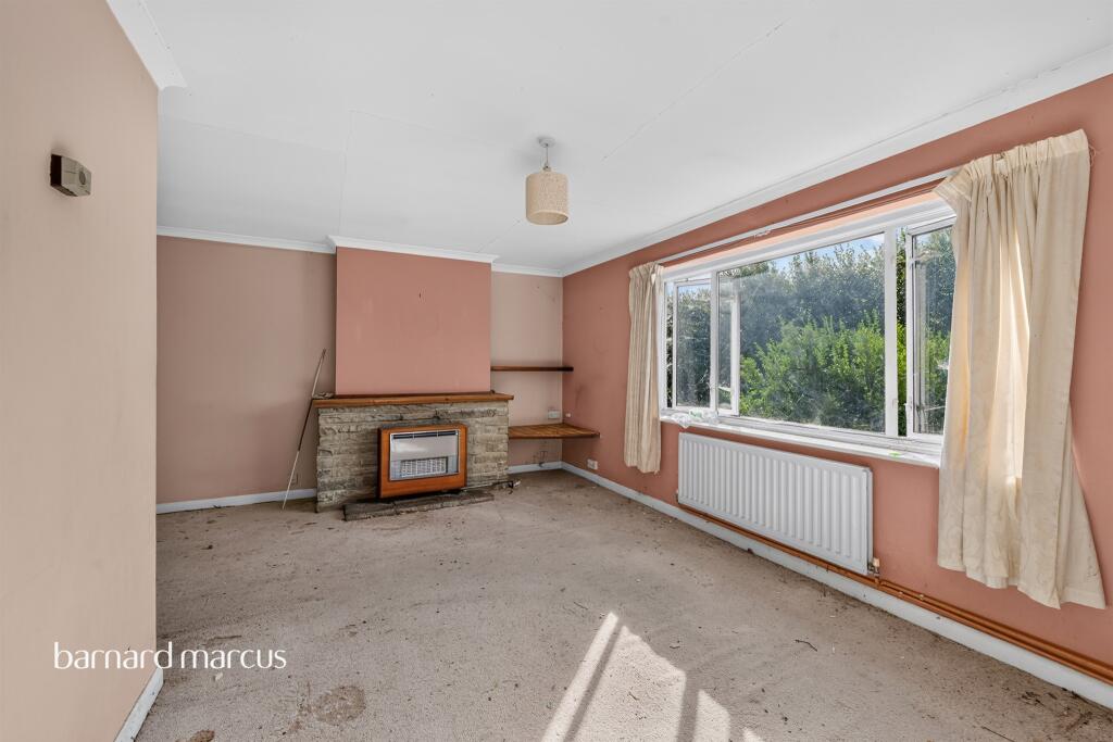Apartment in Sutton - View 5