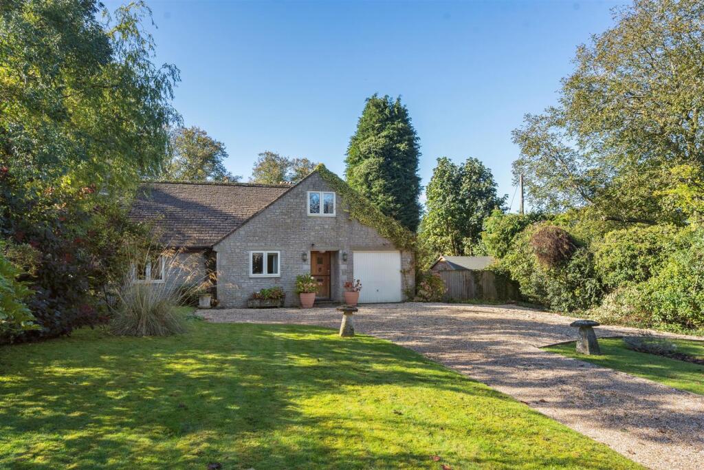 Main image of property: Eastcombe, Gloucestershire