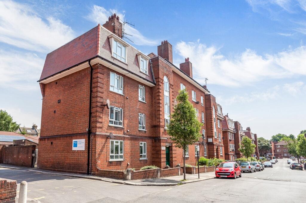 Main image of property: Clapham Common, London