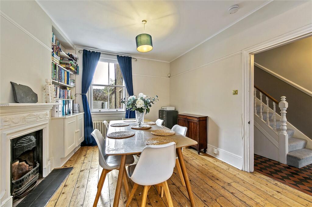 House in Twickenham - View 4