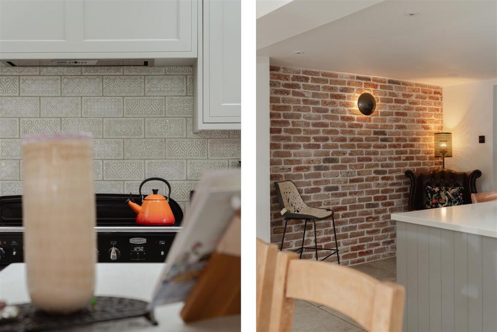 House in Reigate and Banstead, Earlswood - More