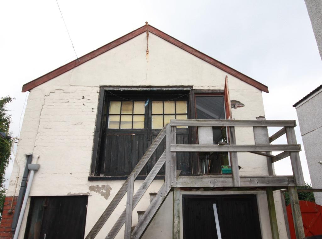 Main image of property: Somerset Road