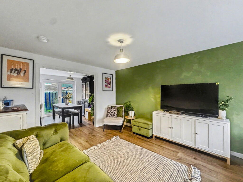 Peterson Place, Ladgate Woods photo 2