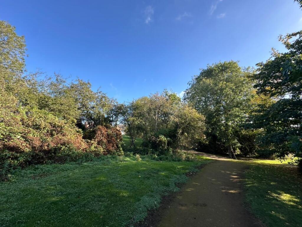 1 Acre of Land, Tymecross Gardens, Market Harborough, Leicester, LE16 7UT - View 3
