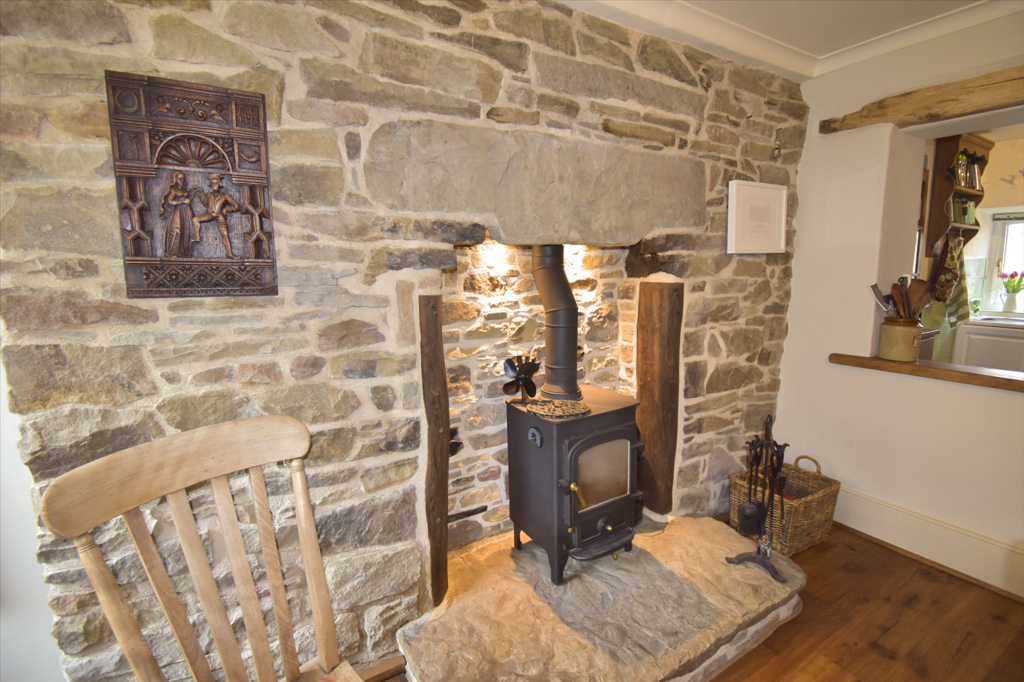 Old Road, Whaley Bridge, SK23 photo 2