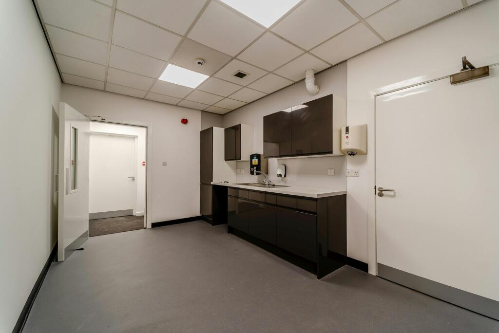 8693993-interior14-800.jpg