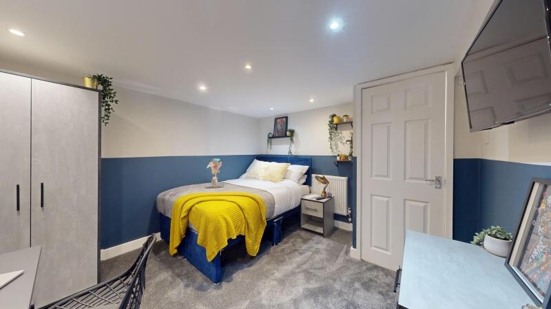 6 bedroom terraced house for rent