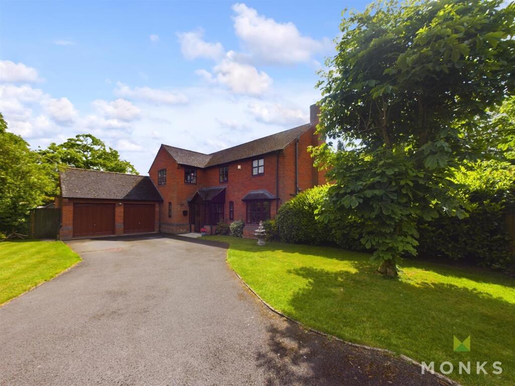 5-bed detached on Bazeley Way, Wem, £550,000