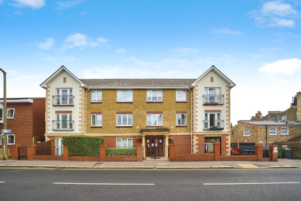 Main image of property: Victoria Road, Buckhurst Hill, IG9