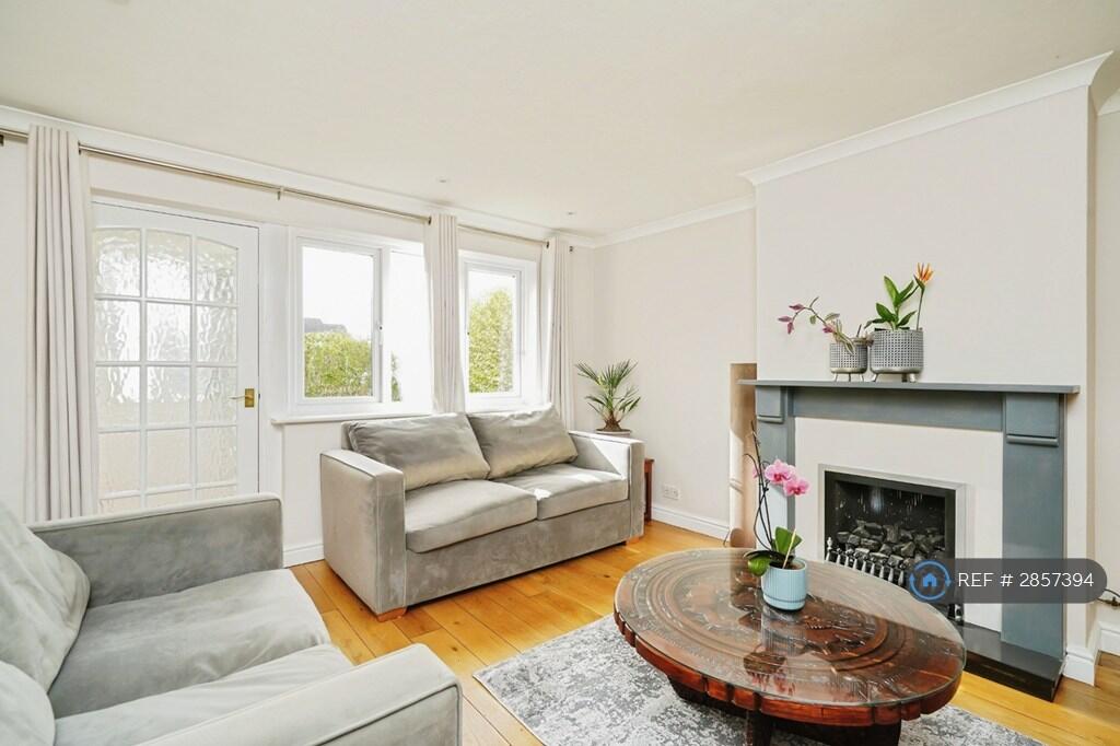 Main image of property: Farmoor, Oxford, OX2