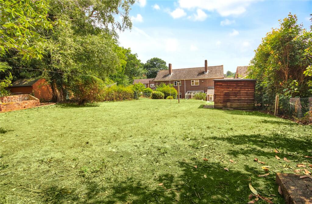 Main image of property: Highfields, Sunningdale, Berkshire, SL5