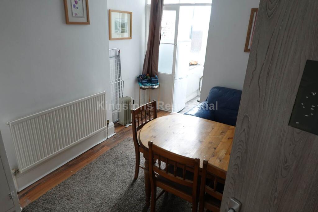 House in Cardiff - View 4