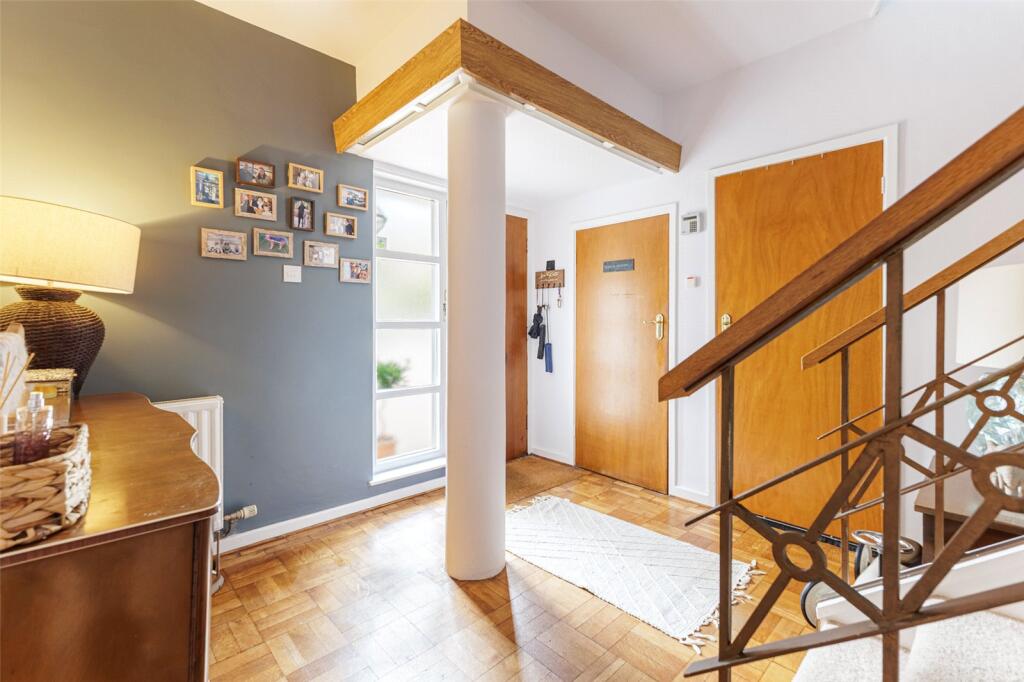 Bronwydd Avenue, Penylan, Cardiff, CF23 photo 3