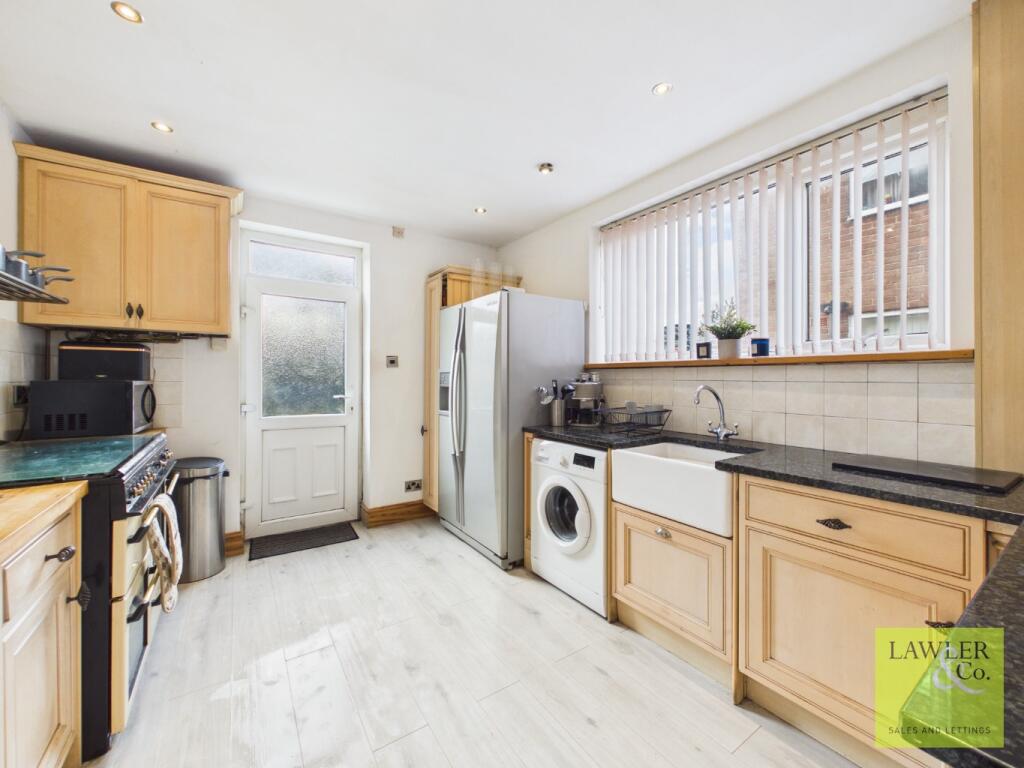 Heathcote Gardens, Romiley, Stockport, SK6 4HG photo 4