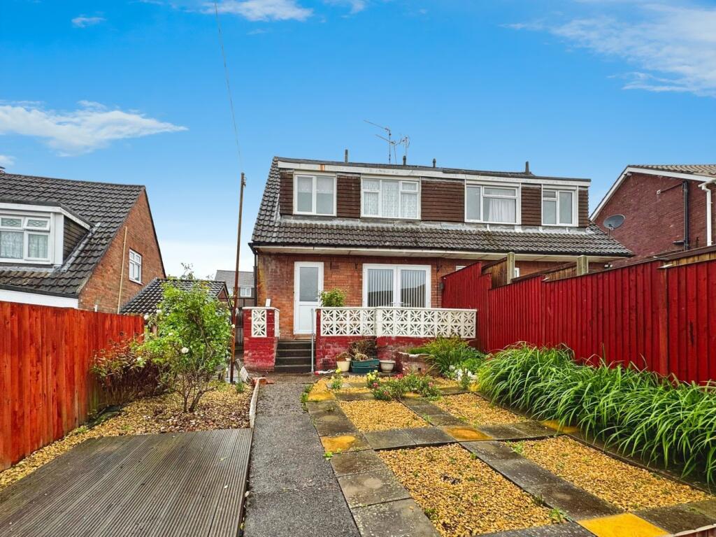 Main image of property: Larch Grove, Newport, NP20