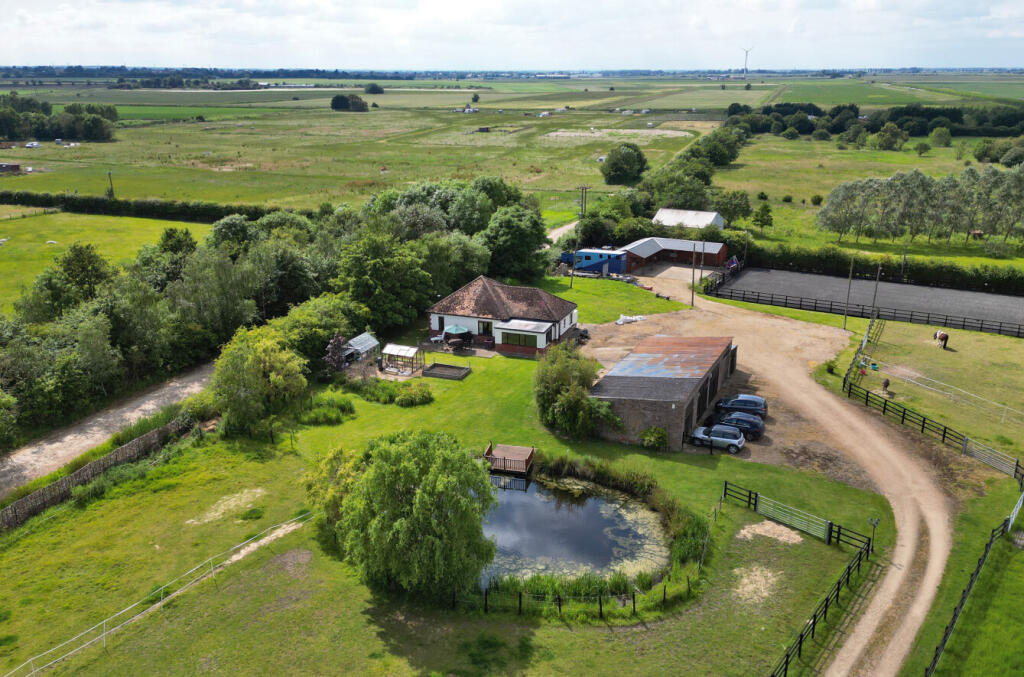 3-bed detached on Chatteris CAMBRIDGESHIRE, £600,000