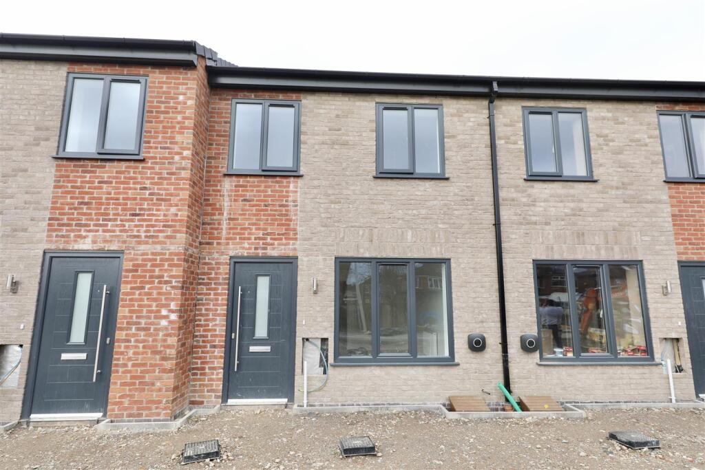 Main image of property: The Brambles, Hull