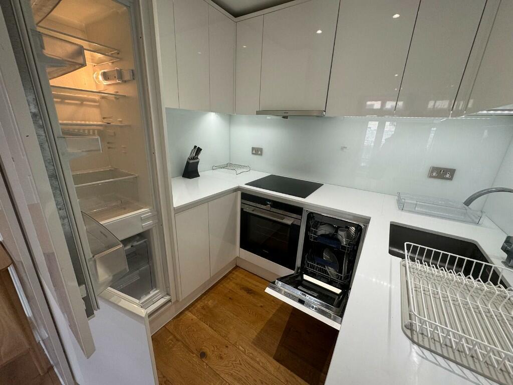 Grafton Mews, London, W1T