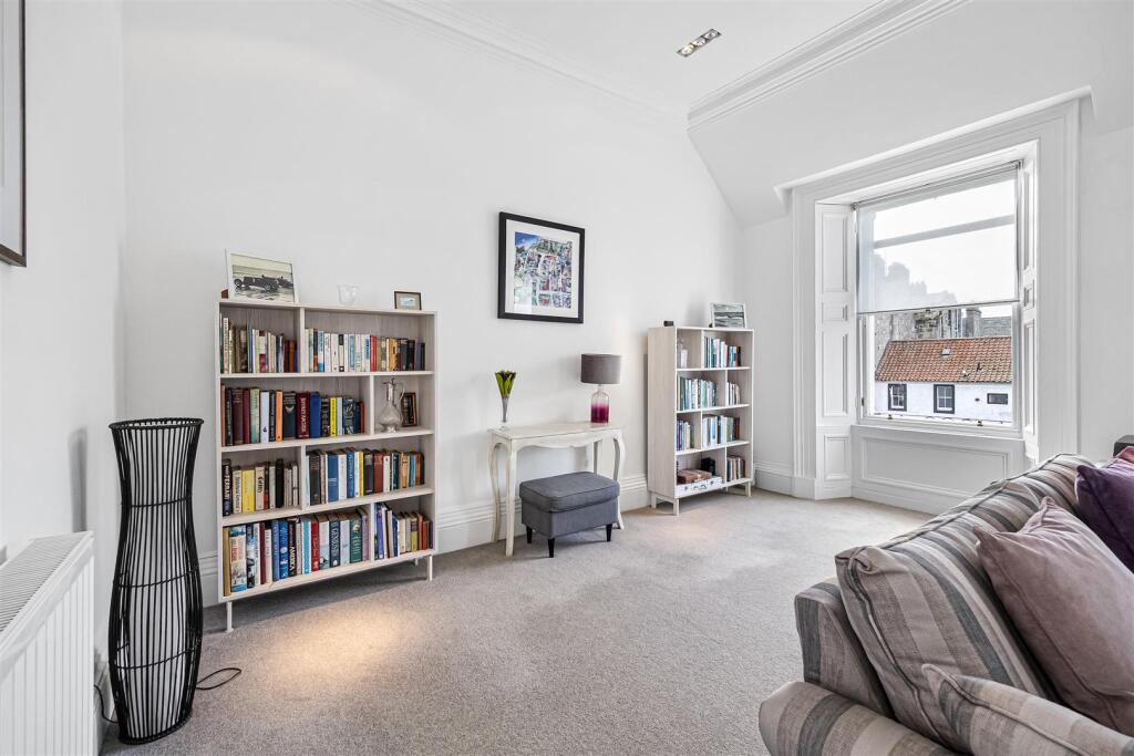 Apartment in Kirkcaldy - More