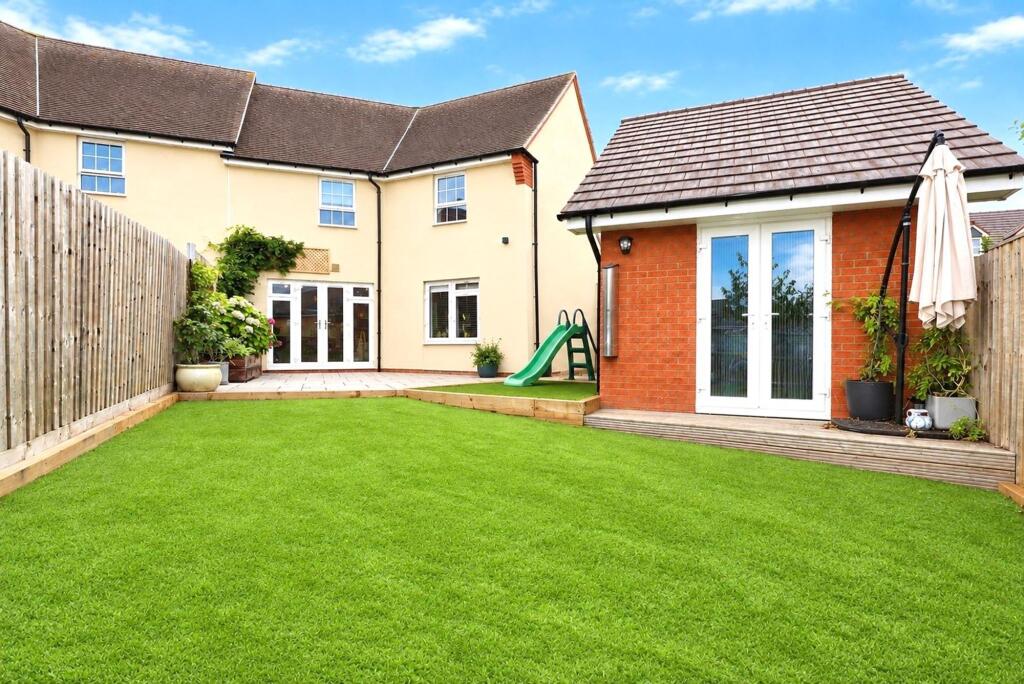 Oswald Way, Buckingham, MK18 photo 2