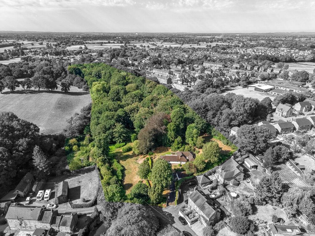 House in Sandbach, Cheshire East - View 2