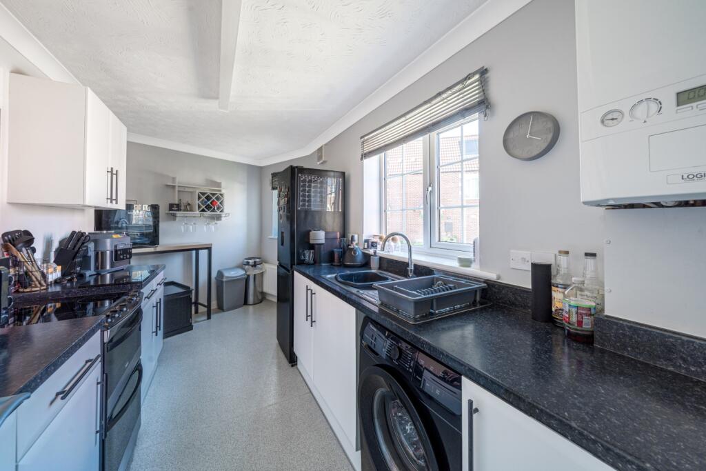 House in East Lindsey, Coningsby - View 3