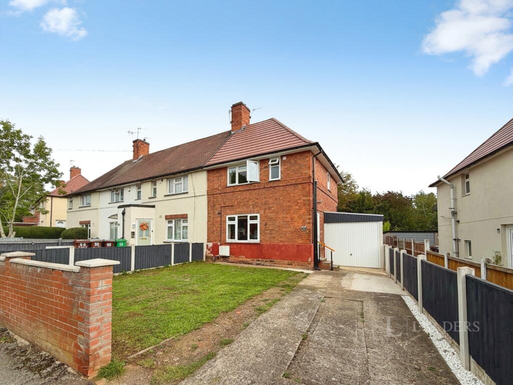 Main image of property: Minver Crescent, Nottingham, Nottinghamshire, NG8