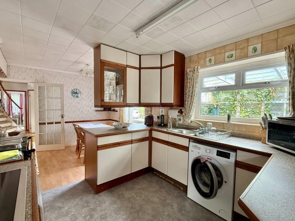 House in Plymouth - View 4