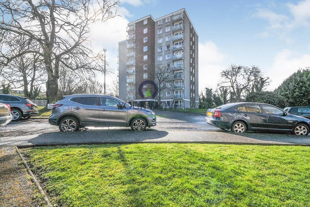 Main image of property: Basinghall Gardens, Sutton, Surrey, SM2