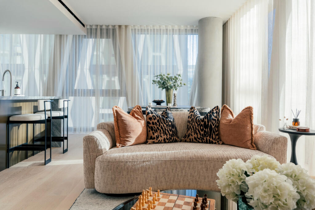 Main image of property: The Broadway, St James's Park, London, SW1H