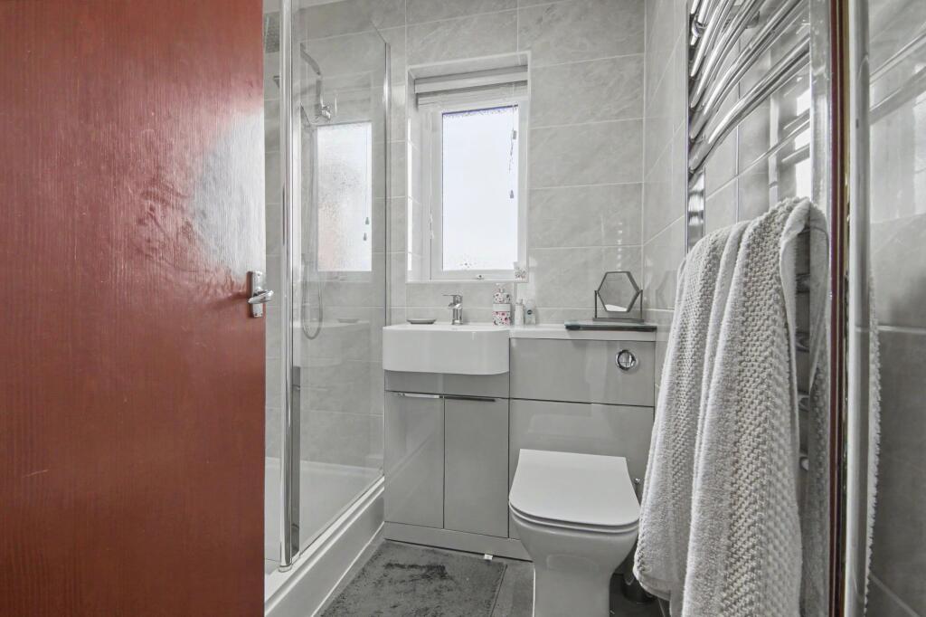 House in Coventry, Bedworth Heath - View 3