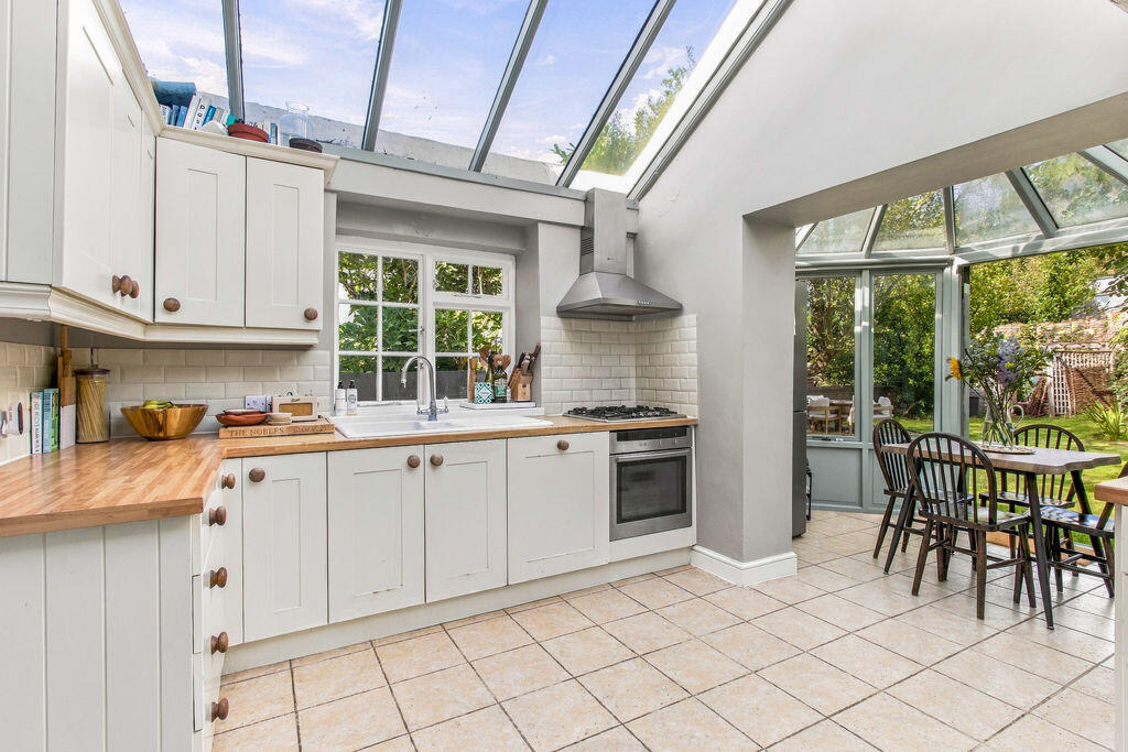 Hassocks Road, Hurstpierpoint photo 4