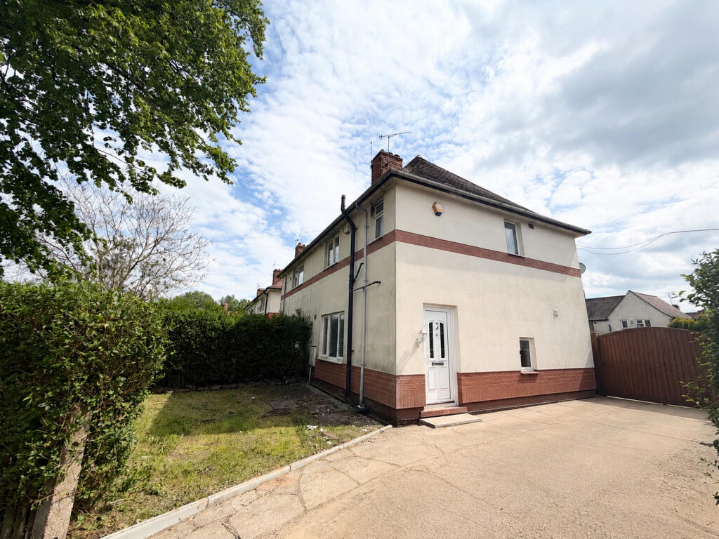 Main image of property: Woodley Square, NG6 8DF