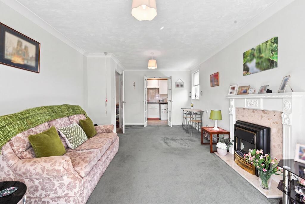 Apartment in Ipswich, Suffolk - View 4