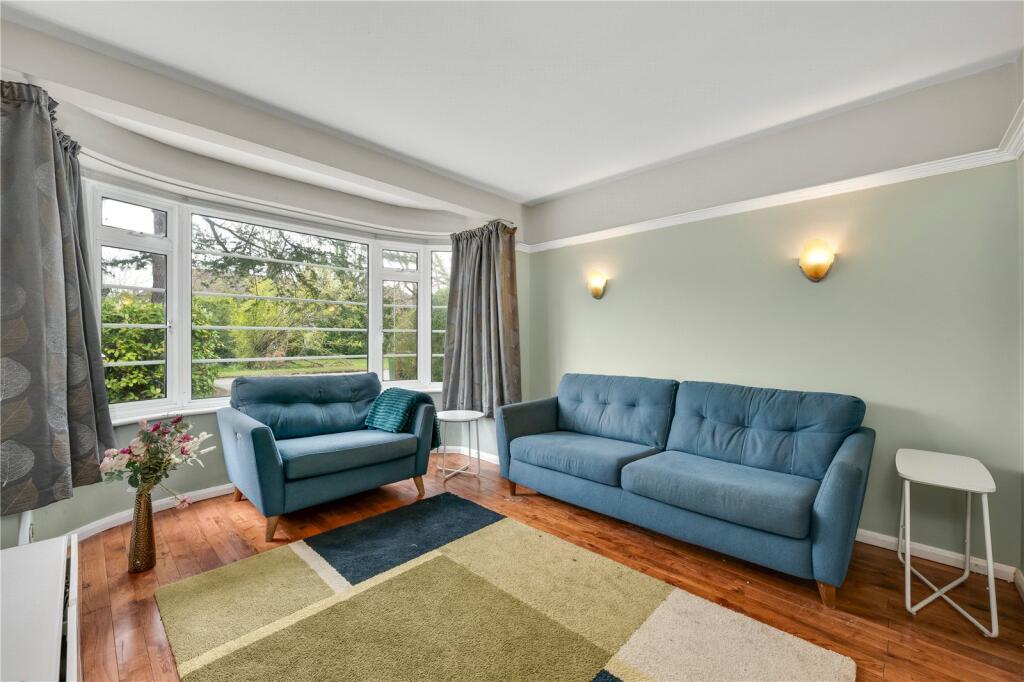 House in Elmbridge, Surrey - View 5